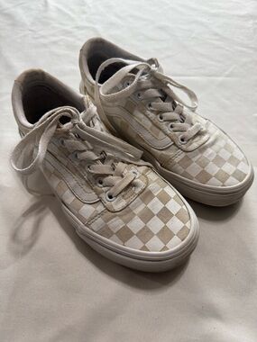 Beige Checkered Vans Old Skool Sneakers Women’s 6.5 Skate Shoes